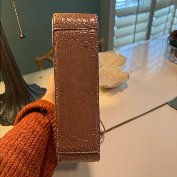 Beautiful Clean Croc Embossed Madison West Shoulder Bag - Picture 3 of 7